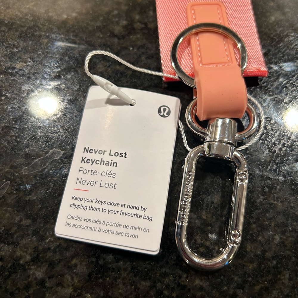 [NWT] Lululemon Never Lost Keychain 💕 Pink Peony Silver Clip - Picture 4 of 4